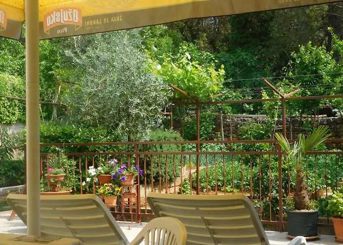 Artusi Apartman Póla