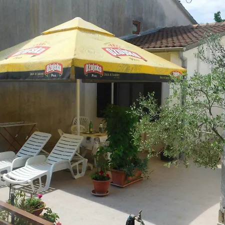 Apartment Artusi Pula