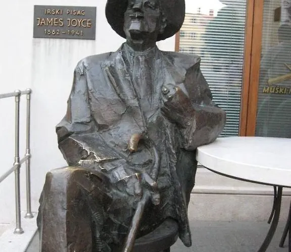 Artusi Pola