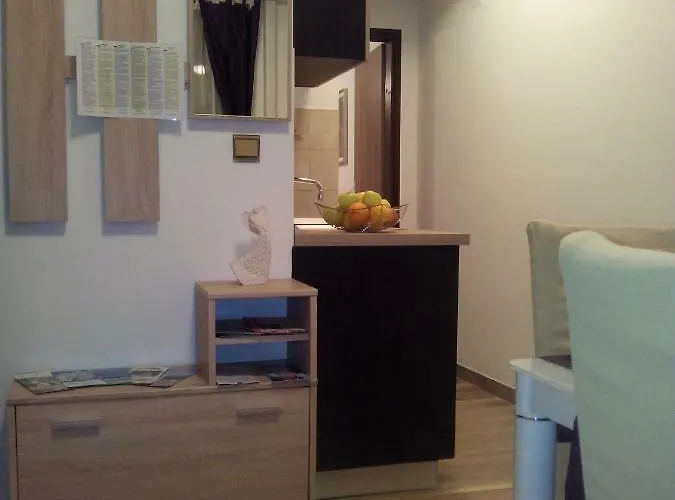 Artusi Appartamento Pola